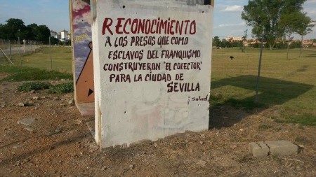 Reonocimiento a los presos que construyeron el colector.