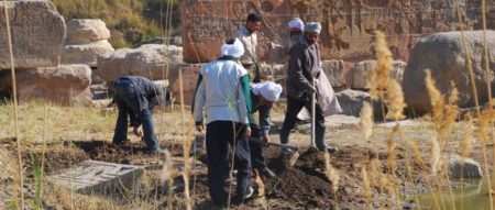 Excavaciones en el templo de Heryshef.