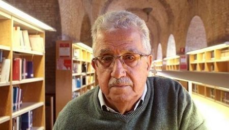 Josep Fontana, en el edificio del Depósito de les Aigües, sede del Institut Universitari d'Història Jaume Vicens Vives (Foto: Universidad Pompeu Fabra).