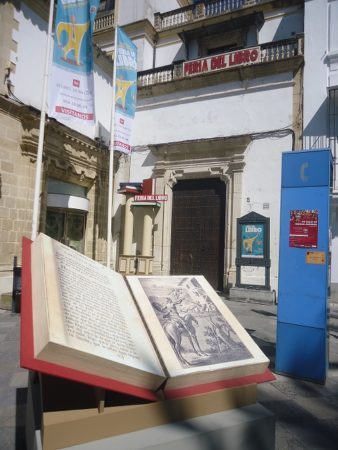 Entrada a una Feria del Libro en 2019.